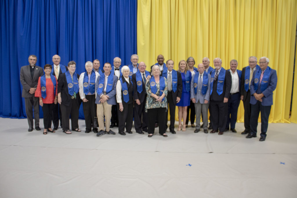 Group photo of Distinguished Alumni.